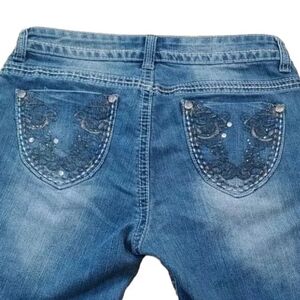 Y2k Southpole Bermuda Jean Shorts Woman Sz 30 Jrs 11 Jeweled Bling Embellished